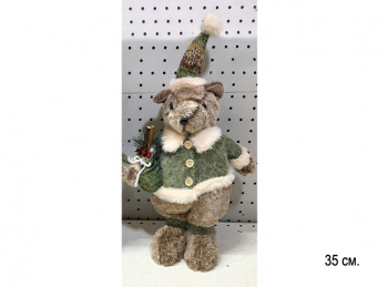 им Медведь арт. BR62A-601 Мальчик коричневый пушистый в зеленом костюме стоит 35 см в пак.