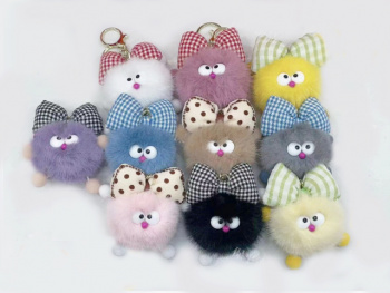 им Шарик арт. 409-209 Глазастик с бантом в клетку/в горох, цвета микс брелок в пак.