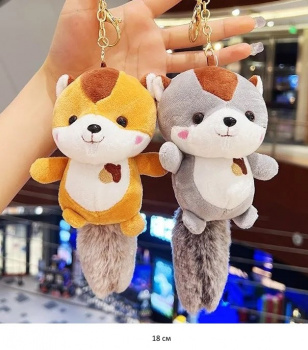 им Белка арт. YE23811-49 Цвета микс брелок 18 см в пак.)