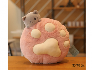 им Лапка арт. 24815-53-209 Подушка с котиком цвета микс в пак.) им Лапка арт. 24815-53-209 Подушка с котиком цвета микс в пак.)